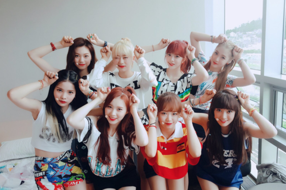 신인 걸그룹 위키미키.(사진 = 위키미키 트위터)