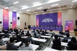 영등위, ‘등급분류 포럼’서 ‘한국형 페어런츠 가이드’ 도입 논의 본격화