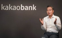 [핫+CEO] “중저신용 대출 확대로 승부수” 윤호영號 카카오뱅크의 새해 도전