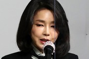 [이슈 핫] "둘이서 좋아서...안희정 불쌍" 김건희 2차가해 논란 일파만파
