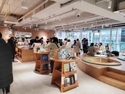 [기업과 문학㉖] LG유플러스, ‘일상 비일상의 틈’에 만든 책방