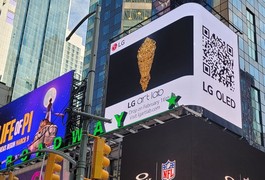 LG전자, 뉴욕 타임스스퀘어 전광판에서 LG 아트랩 NFT 예술 작품 선봬
