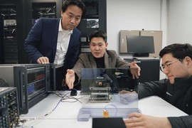 SK텔레콤, 6G 후보 주파수 대상 RIS 적용 유리 기술 세계최초 개발