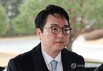 '尹 구속취소'에 항고 포기했던 검찰총장...이번엔 자녀 특혜 논란