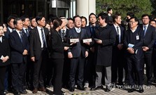 이재명의 두번째 시간...조기대선 승기 잡아