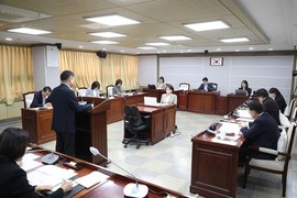 수원특례시의회 보건복지위, 조례안 등 안건심사