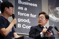 이재명, 서울 돌며 '경제대통령' 강조 vs 김문수, 인천 맥아더 동상서 '안보' 부각