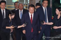 버티는 尹...내란특검 출석 불응 속내는? 