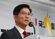 ‘윤석열 늪’에 빠진 국힘…‘날개 없는 추락’ 언제까지?