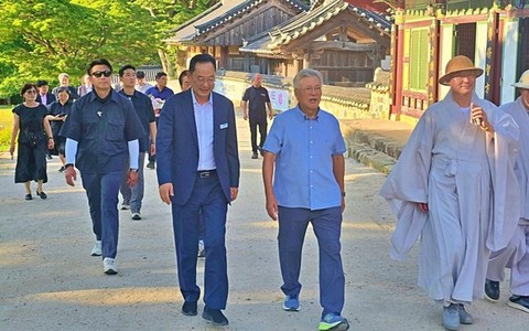 문재인 전 대통령 해남서 여름휴가...해남은 마음의 안식처