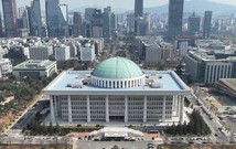 내란특검, 국회사무처 첫 압수수색…영장에 ‘피의자 추경호’ 적시
