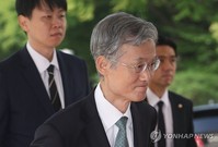 버티는 조희대 대법원장…국회 vs 사법부, 초유의 대립정국
