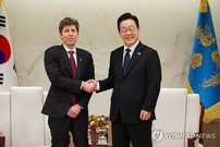 [기자수첩] ‘AI 대통령’ 올트먼을 전남-포항 데려간 李대통령 … 정치가 시장 이끄네