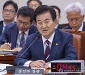 트럼프, 北 김정은과 만나나? 정동영 통일부장관 입에 쏠린 눈