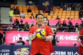수원특례시의회, 이재식 의장을 비롯한 의원들은 오늘도 시민들곁으로...