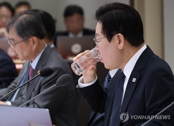 ‘강철 체력’ 李대통령, 감기몸살 불구 하루만에 일정 복귀 예정