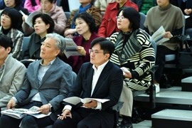 김포시, 한강하구 물길 열어 공존의 길 모색