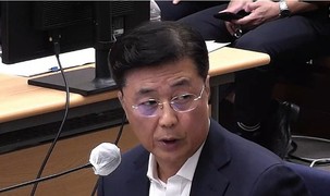 홍장원, 여인형 짓밟은 尹 면전서 “피고인, 부하한테 책임 떠넘기나” 꾸짖어