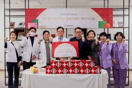 아워홈, 지역 병원 찾아 크리스마스 케이크 선물