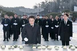 전남도의회, 국립5·18민주묘지 참배 2026년 의정활동 시작