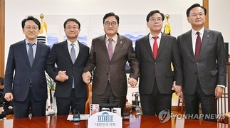 ‘특검정국’ 언제까지? 여야, ‘종합특검’ 놓고 대립 중