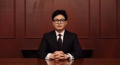 한동훈의 사과 아닌 ‘사과’…둘로 쪼개진 보수진영