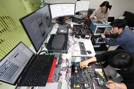 KT, 국내 최고속 양자암호키 분배 장비 개발 성공