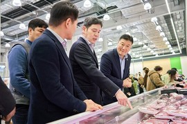 정용진 신세계그룹 회장, 트레이더스 구월점 방문 “안전·품질 관리 만전”