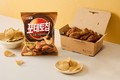 교촌치킨, 농심과 창립 35주년 기념 '포테토칩 교촌간장치킨맛' 출시