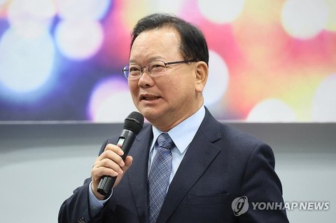[대구시장 지방선거] 대구에 민주당 돌풍? 김부겸, 野 6명과 양자 대결서 모두 ‘우위’