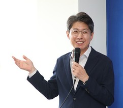 정장수 “김부겸 ‘선물 보따리’, 후보 아닌 정부 약속이어야”