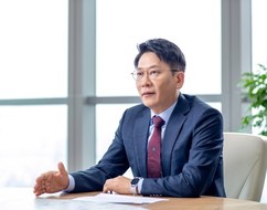 LG에너지솔루션 김동명 CEO “AX로 이기는 혁신, 2028년 생산성 50% 높일 것”