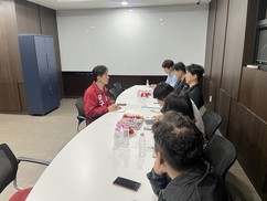 전통시장·아파트 현장 누빈 정장수…“주민 불편, 정책으로 풀겠다”