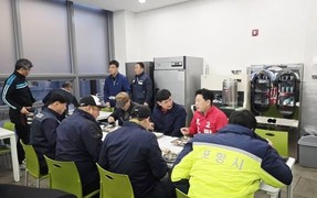 박용선, 새벽 환경관리원과 동행…“보이지 않는 헌신에 감사”