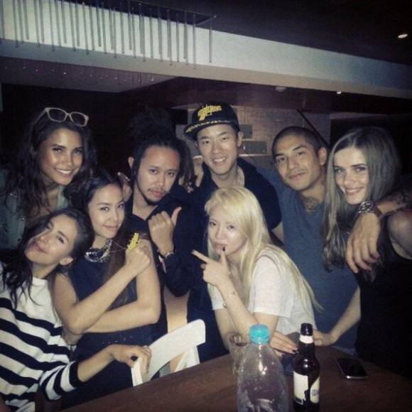 김준형의 인스타그램에 공개된 김준형과 효연(사진: 김준형 인스타그램)