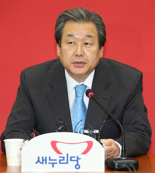 새누리당 김무성 대표가 27일 열린 최고위원회의에서 모두발언을 하고 있다. (사진=연합뉴스)