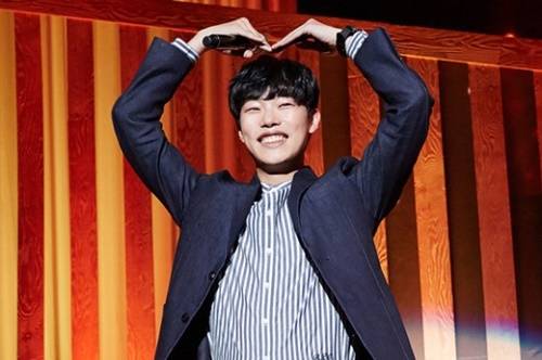 류준열의 팬들이 지난 2일 열린 그의 첫 팬미팅을 기념하며 캄보디아에 우물을 기증해 훈훈한 감동을 주고 있다. (사진=씨제스 엔터테인먼트)
