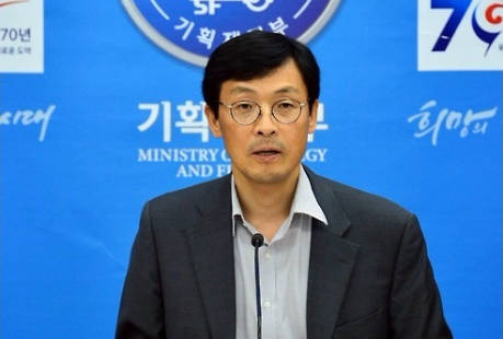 28일 이호승 기획재정부 경제정책국장이 하반기에 특정 요일을 공휴일로 하는 제도를 검토할 것이라고 밝혔다. (사진=연합뉴스)