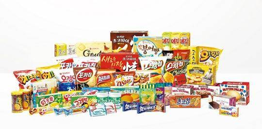오리온에서 판매하고 있는 스낵류 제품들. (사진=오리온)