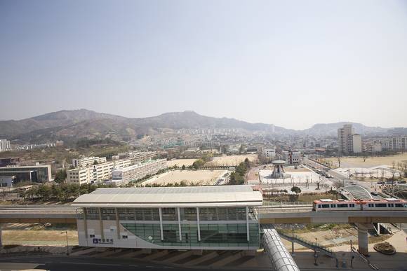 부산-김해경전철 박물관역 (사진제공=김해시)