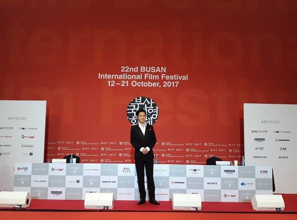 19일 오후 부산 해운대구 영화의전당 두레라움홀에서 제22회 부산국제영화제 갈라프레젠테이션 부문 공식 초청 영화 <세 번째 살인>의 기자회견이 열렸다. 사진은 배우 후쿠야마 마사하루. (사진=CNB뉴스 이소정 기자)