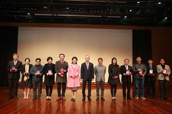 35주년 개교기념일 기념식 사진. (사진제공=와이즈유)