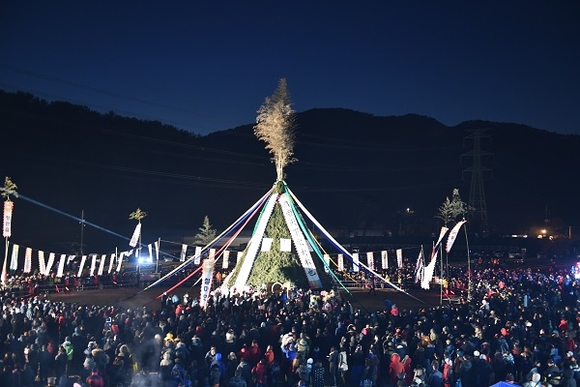 2017년 철마 정월대보름 달집축제 모습 (사진제공=기장군)