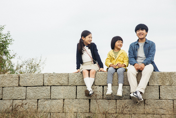 30일 개봉하는 부산영상위원회 제작 지원 영화, '홈' 스틸컷 (사진제공=부산영상위원회)