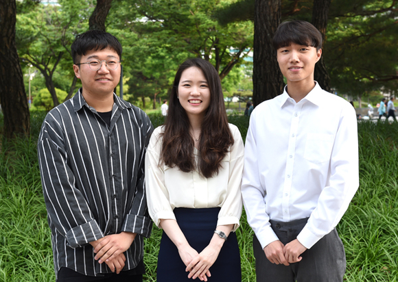 부경대 (왼쪽부터)최우혁, 박보경, 류한신 지역인재 7급 합격생 (사진제공=부경대)