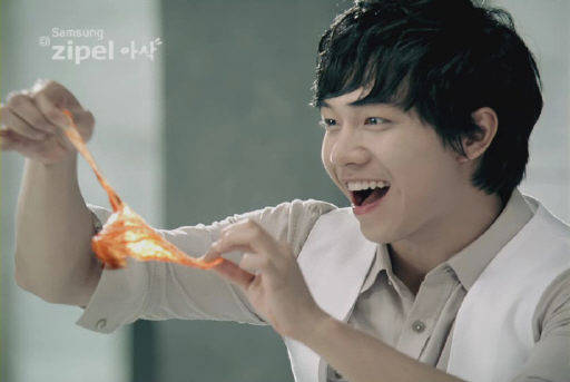 2009년부터 2012년까지 삼성전자 지펠 냉장고 모델로 활동했던 배우 이승기. (사진=지펠 CF 캡처)