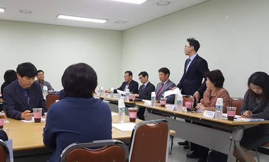 김화수 경기도 일자리재단 대표가 인사말을 하고 있다(사진= 김진부 기자)