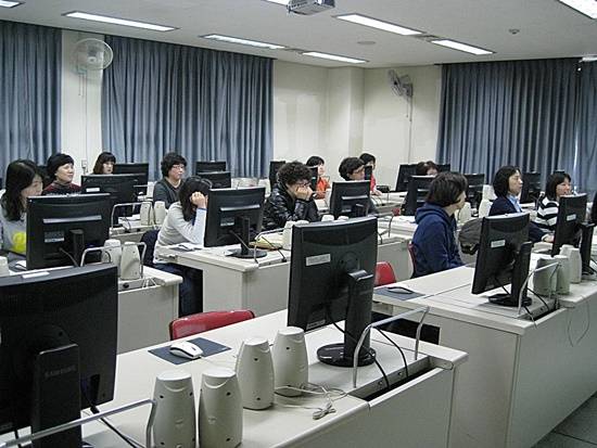 고양시 여성회관 강좌 장면(사진= 고양시 여성회관)