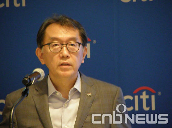 박진회 한국씨티은행장이 15일 서울 중구 더플라자호텔에서 기자간담회를 열고 있다. (사진=이성호 기자)