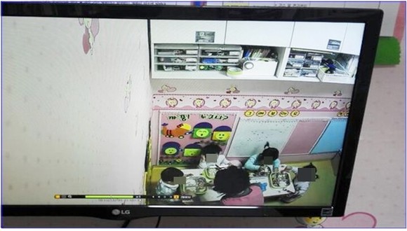 CCTV 방향을 임의로 벽면을 향하게 해 놓은 장면(사진=경기도)
